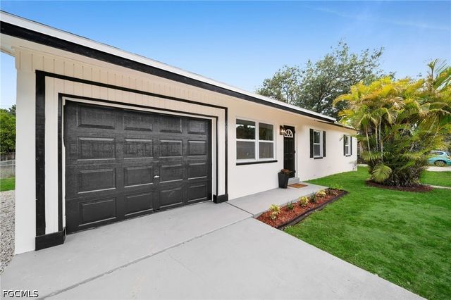 13444 Fourth ST, Fort Myers, FL 33905