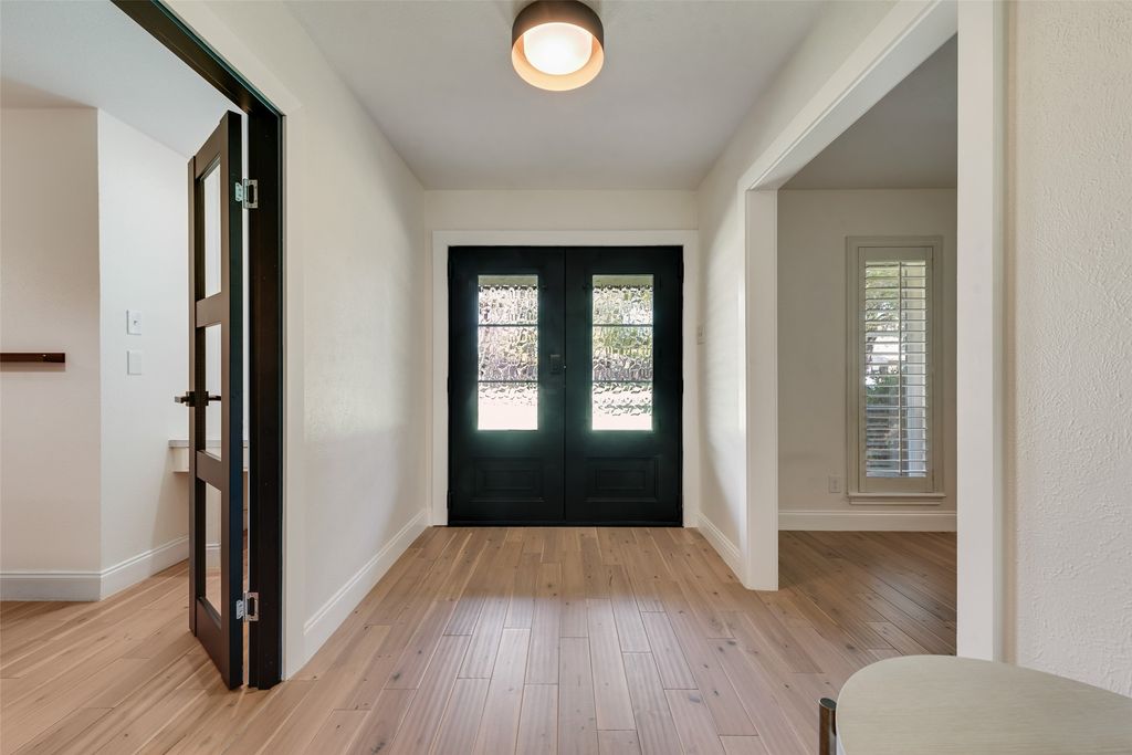 620 Cox Drive, Irving, TX 75062 — photo 5