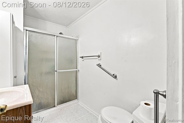 4860 Lakeview Avenue, West Bloomfield, MI 48324