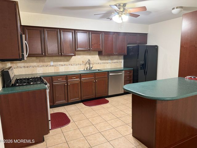 1077 Roseberry Court, Morganville, NJ 07751