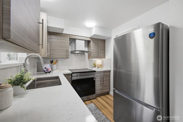 5922 23rd Avenue S, Seattle, WA 98108