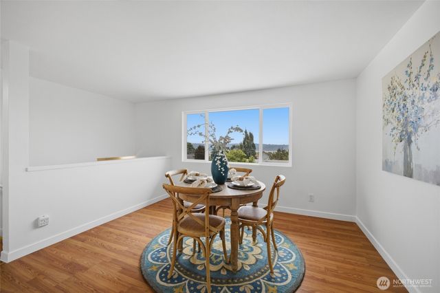 5922 23rd Avenue S, Seattle, WA 98108