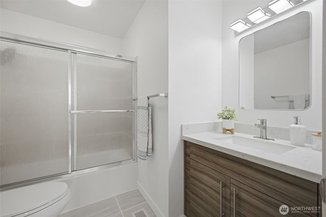 5922 23rd Avenue S, Seattle, WA 98108