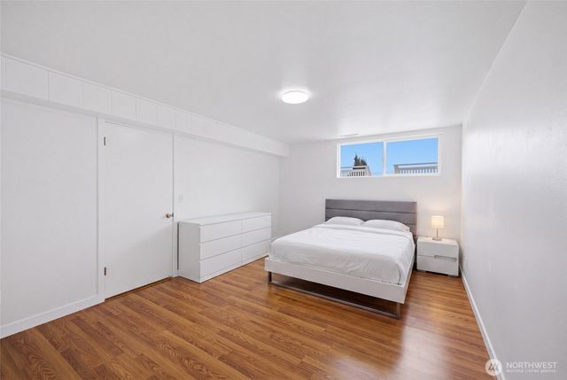 5922 23rd Avenue S, Seattle, WA 98108