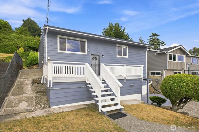 5922 23rd Avenue S, Seattle, WA 98108