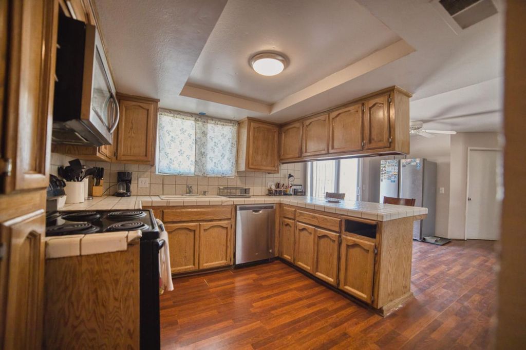Image 12 of property listing at 11736 W Jensen Avenue, Kerman, CA 93630