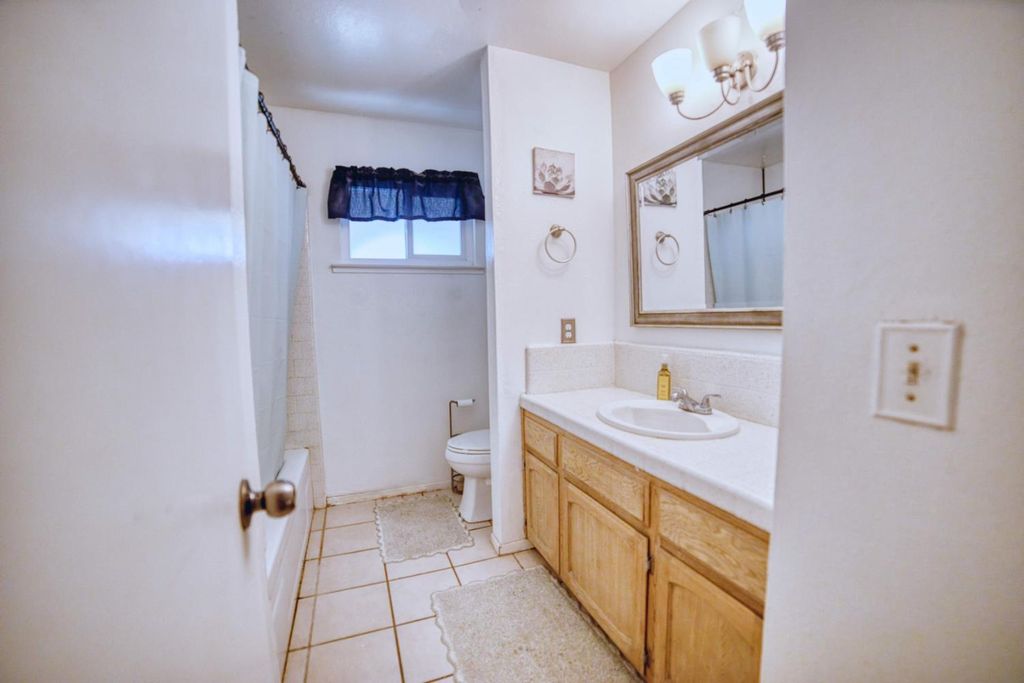 Image 19 of property listing at 11736 W Jensen Avenue, Kerman, CA 93630