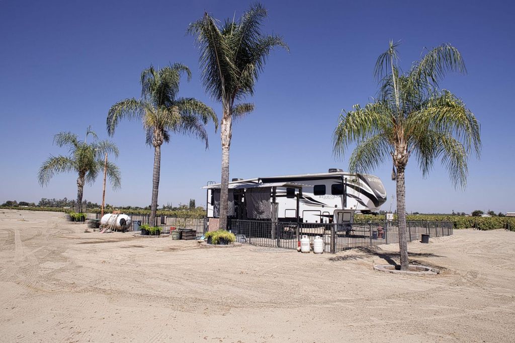 Image 30 of property listing at 11736 W Jensen Avenue, Kerman, CA 93630