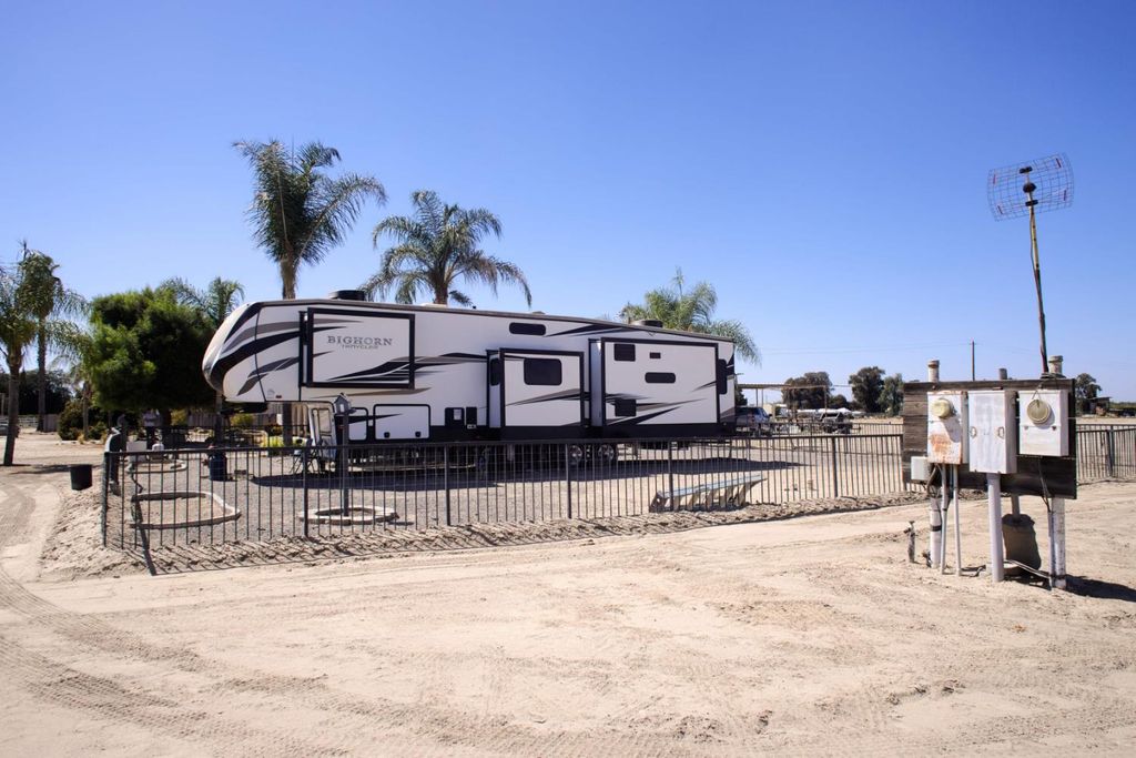 Image 32 of property listing at 11736 W Jensen Avenue, Kerman, CA 93630