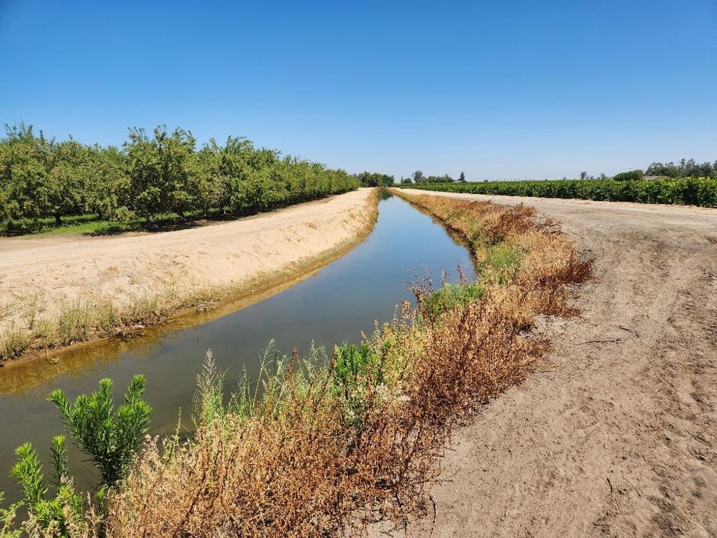 Image 45 of property listing at 11736 W Jensen Avenue, Kerman, CA 93630