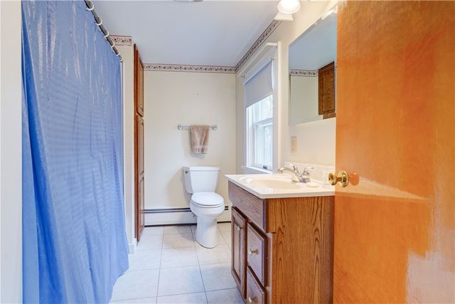 27 Richmond Avenue, Bergen, NY 14416