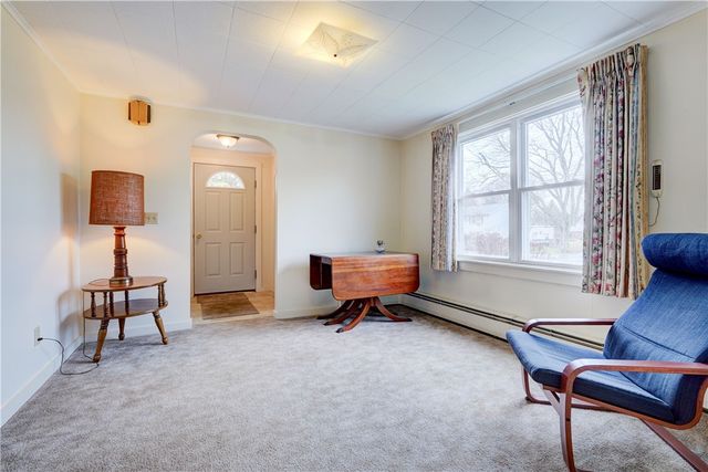 27 Richmond Avenue, Bergen, NY 14416