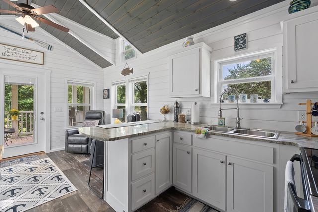 1685 Chatuge Shores, Hiawassee, GA 30546