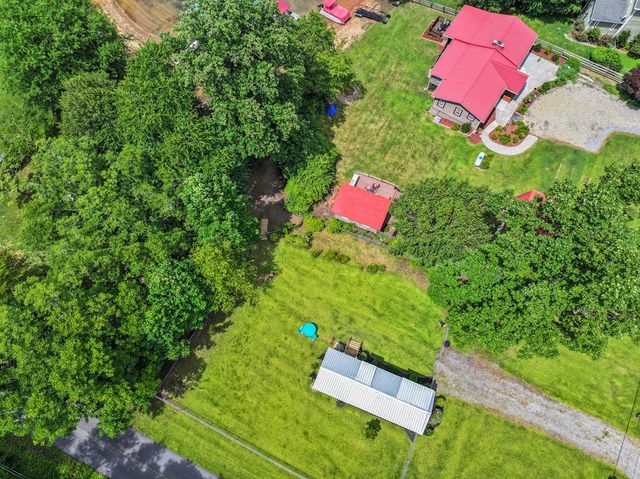 1685 Chatuge Shores, Hiawassee, GA 30546