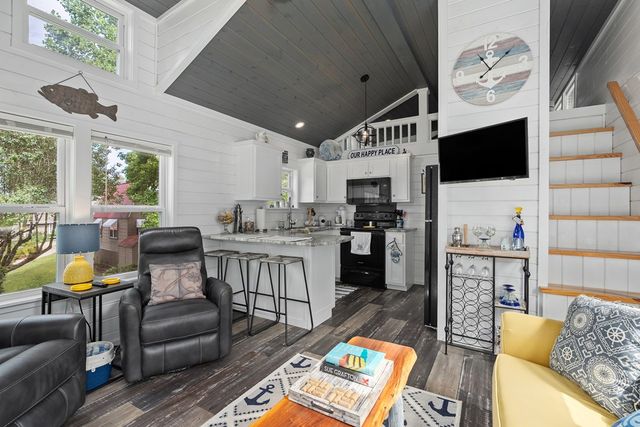 1685 Chatuge Shores, Hiawassee, GA 30546