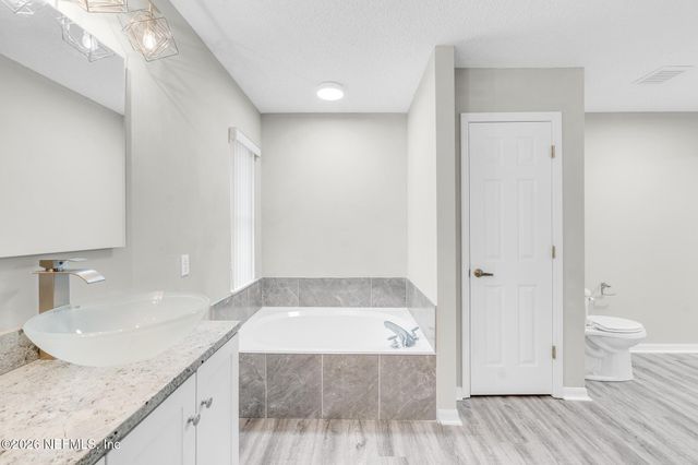 3427 PROVINCIAL Circle E, Jacksonville, FL 32277