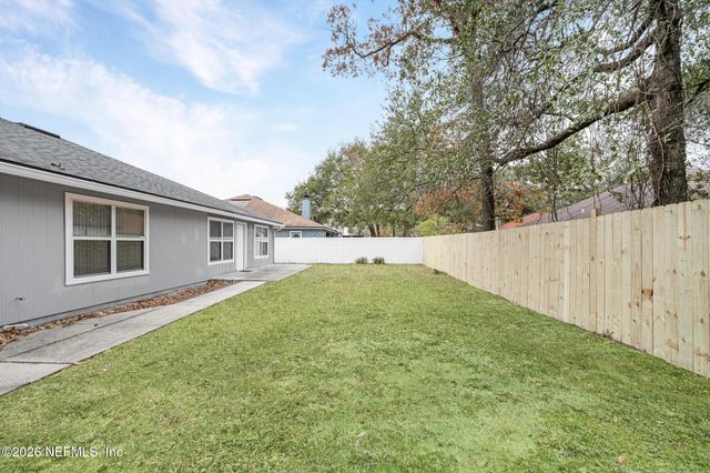 3427 PROVINCIAL Circle E, Jacksonville, FL 32277