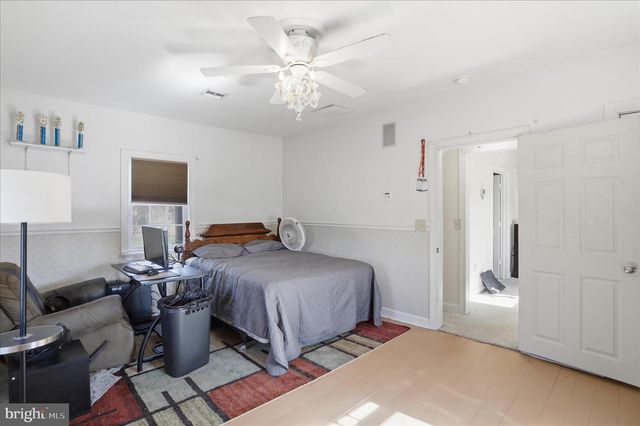 8303 CUMBERLAND RD, Springfield, WV 26763