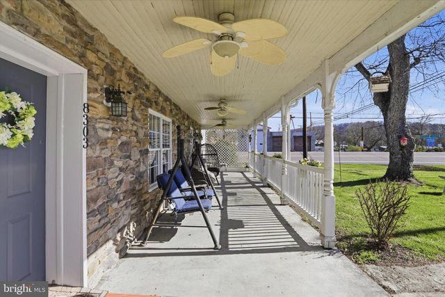 8303 CUMBERLAND RD, Springfield, WV 26763