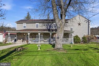 8303 CUMBERLAND RD, Springfield, WV 26763