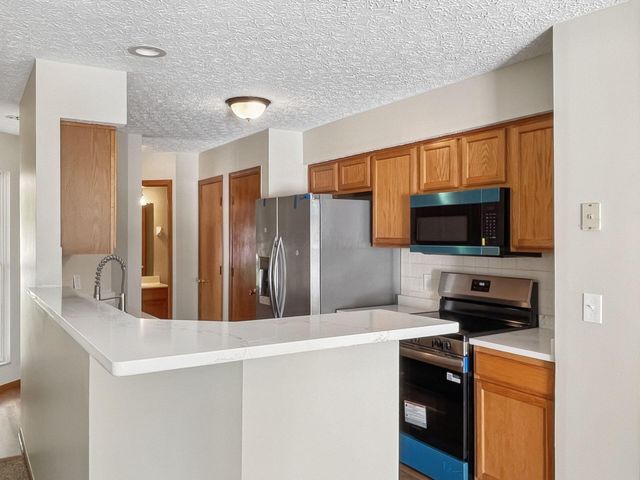 2179 Victoria Park Drive, Columbus, OH 43235