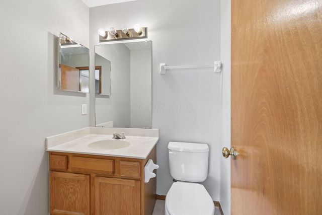 2179 Victoria Park Drive, Columbus, OH 43235