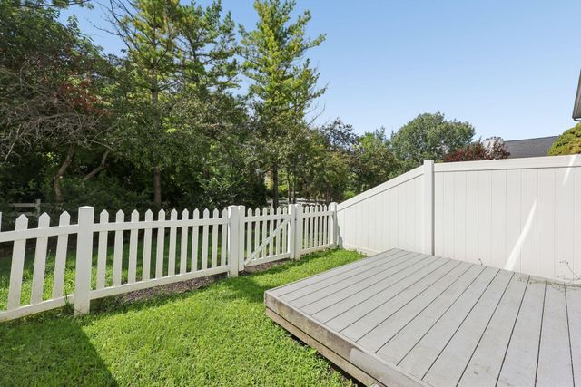 2179 Victoria Park Drive, Columbus, OH 43235
