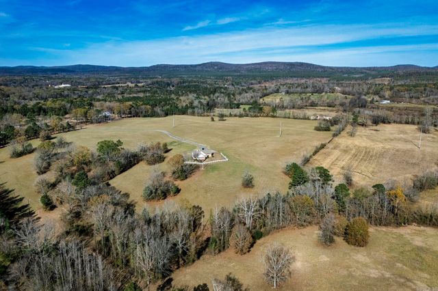 2356 Fendley Rd Road, Bismarck, AR 71929