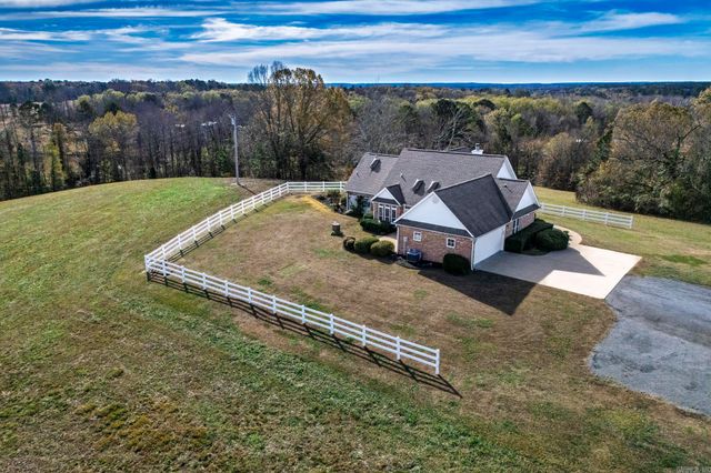 2356 Fendley Rd Road, Bismarck, AR 71929