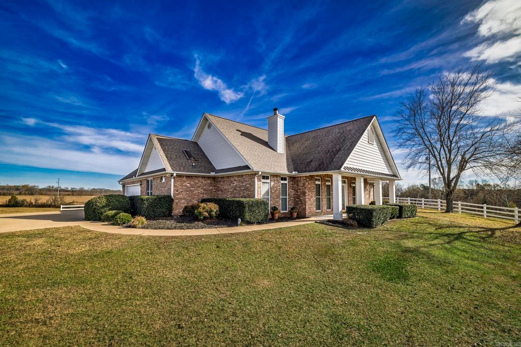 2356 Fendley Rd Road, Bismarck, AR 71929