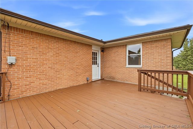 1022 Spicewood Plaza, Jeffersonville, IN 47129