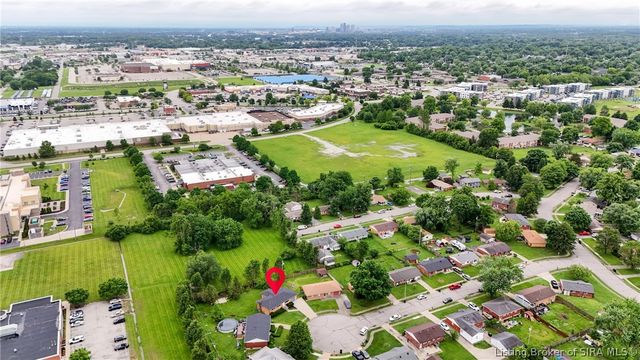 1022 Spicewood Plaza, Jeffersonville, IN 47129