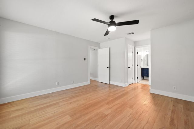 2307 Deadwood DR, Austin, TX 78744