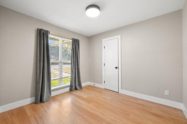 2307 Deadwood DR, Austin, TX 78744