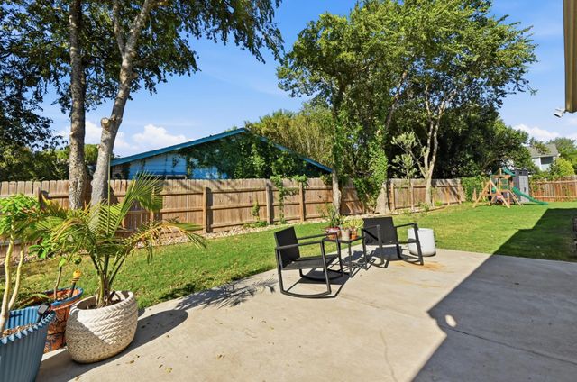2307 Deadwood DR, Austin, TX 78744