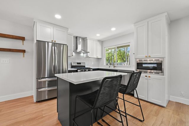 2307 Deadwood DR, Austin, TX 78744