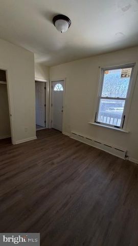 231 3RD ST, Gloucester City, NJ 08030