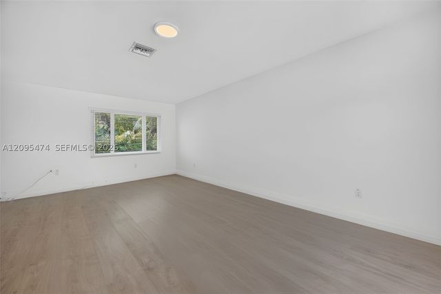 8400 SW 178th St, Palmetto Bay, FL 33157