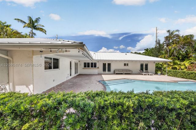 8400 SW 178th St, Palmetto Bay, FL 33157