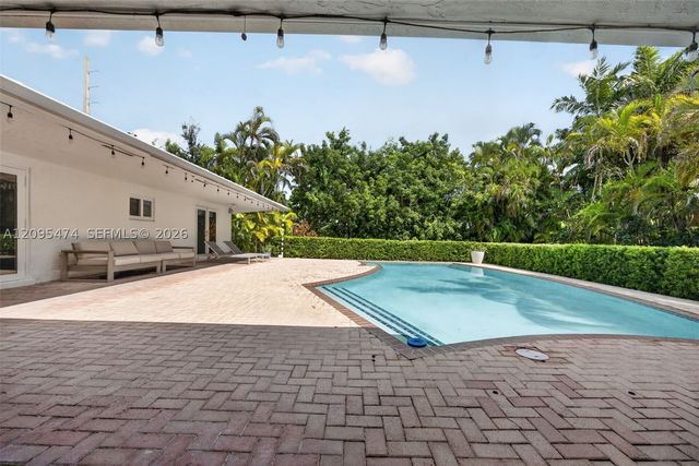 8400 SW 178th St, Palmetto Bay, FL 33157