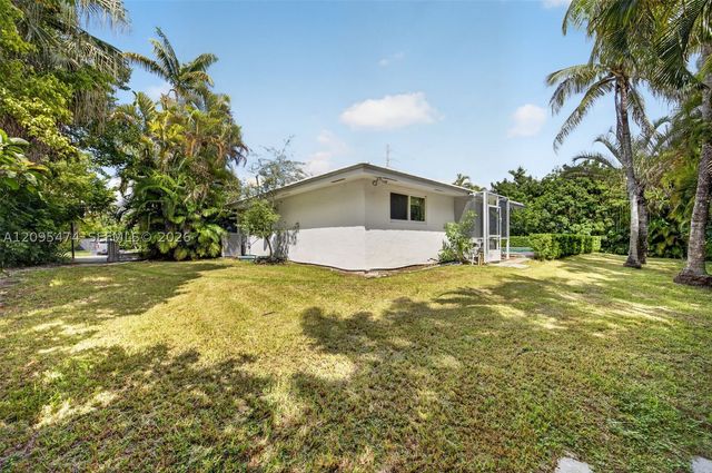 8400 SW 178th St, Palmetto Bay, FL 33157