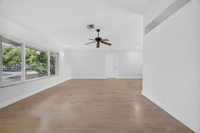 8400 SW 178th St, Palmetto Bay, FL 33157