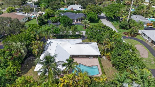 8400 SW 178th St, Palmetto Bay, FL 33157