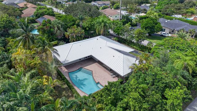 8400 SW 178th St, Palmetto Bay, FL 33157