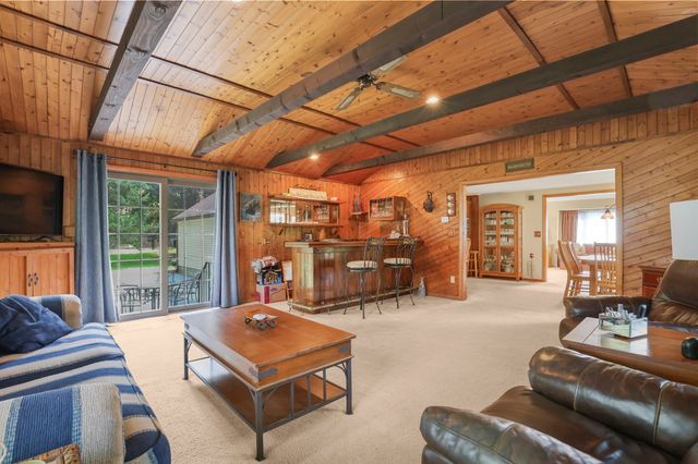 60 Lakewood Drive, Plymouth, MA 02360
