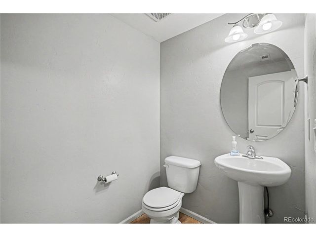 3631 S Perth Cir 103, Aurora, CO 80013