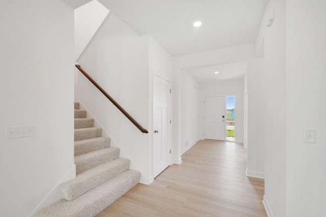 4887 Noble Drive NW, Rochester, MN 55901