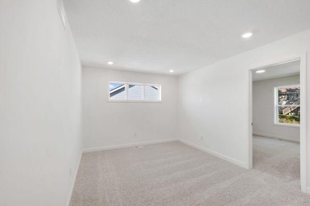 4887 Noble Drive NW, Rochester, MN 55901