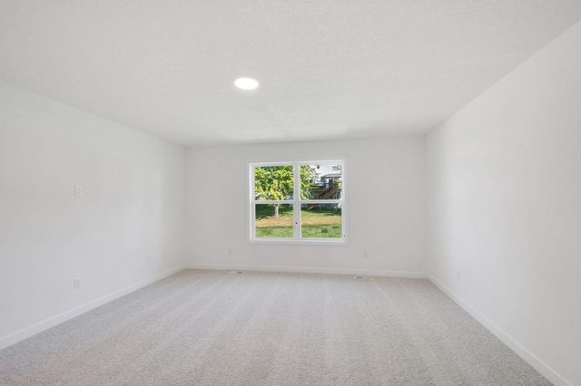 4887 Noble Drive NW, Rochester, MN 55901