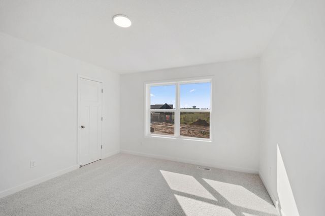 4887 Noble Drive NW, Rochester, MN 55901